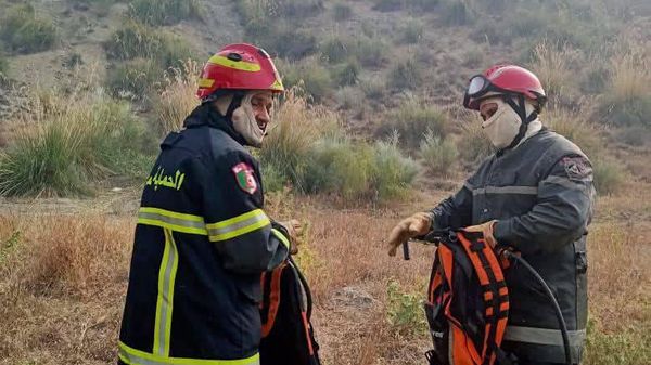 الجزائر تطوي صفحة الحرائق تدريجيا… انحسار النيران وتحسن مرتقب للطقس