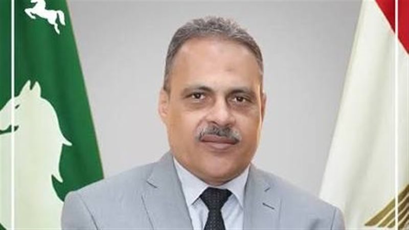 الأشموني يهنئ طالبتين من الشرقية ضمن أوائل الجمهورية بالتعليم الفنى