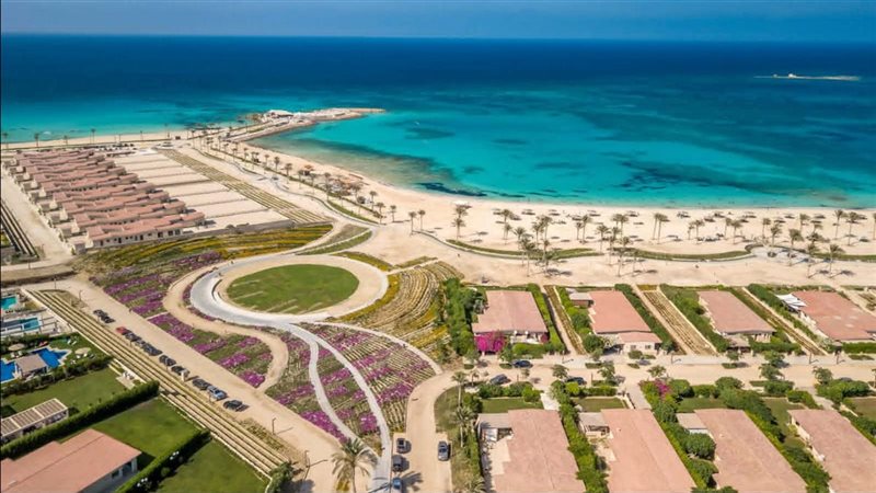 “سيزر”.. منتجع ساحلي متكامل بأعلى معايير الجودة على شواطئ رأس الحكمة