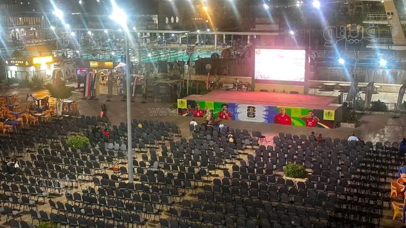 تجهيز “Fan Zone” بالعاشر من رمضان بشاشة عملاقة وآلاف المقاعد لمتابعة مباراة مصر والأرجنتين (صور)
