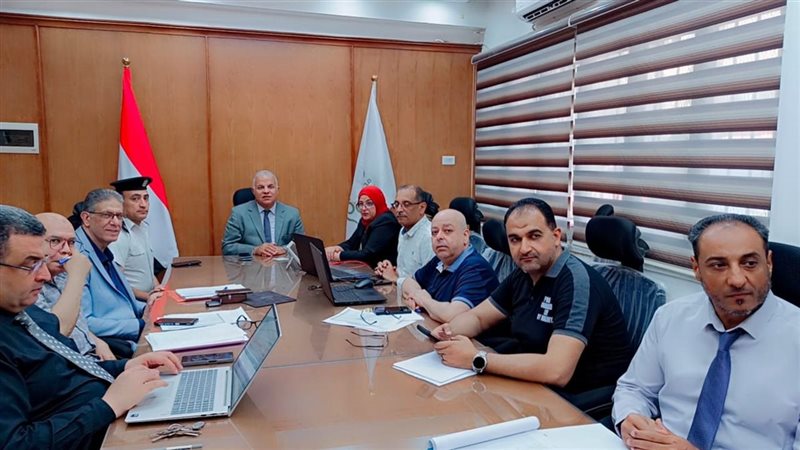 وكيل التعليم بالفيوم يتابع امتحانات الثانوية العامة من غرفة العمليات الرئيسية