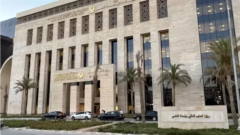 خطة شاملة لتدويل التعليم العالي المصري.. إنشاء فروع للجامعات العالمية.. جذب الطلاب الوافدين… ربط التخصصات باحتياجات سوق العمل.. وتبادل الخبرات وتشجيع البحث العلمي