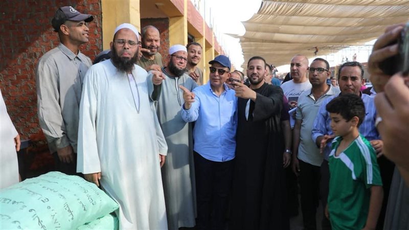 محافظ المنيا يفتتح السوق الحضاري الجديد ببني مزار