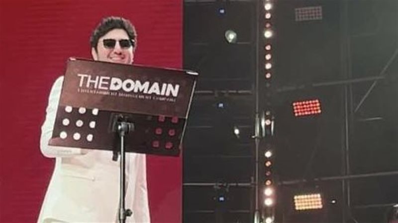 محمد فضل شاكر يحيي حفلا جماهيريا في الأردن ويوجه رسالة مؤثرة لوالده (فيديو)