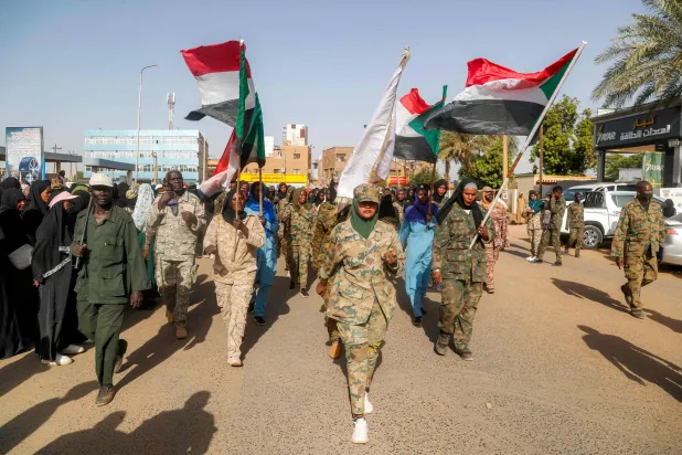 الجيش السوداني ينقل المعركة مجدداً إلى دارفور