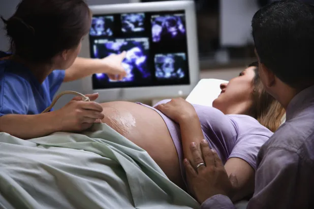 أجهزة الموجات فوق الصوتية القابلة للارتداء… مراقبة متقدمة للحمل