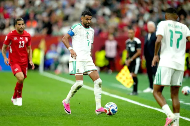الاتحاد الجزائري يودّع محرز «القائد بالفطرة»