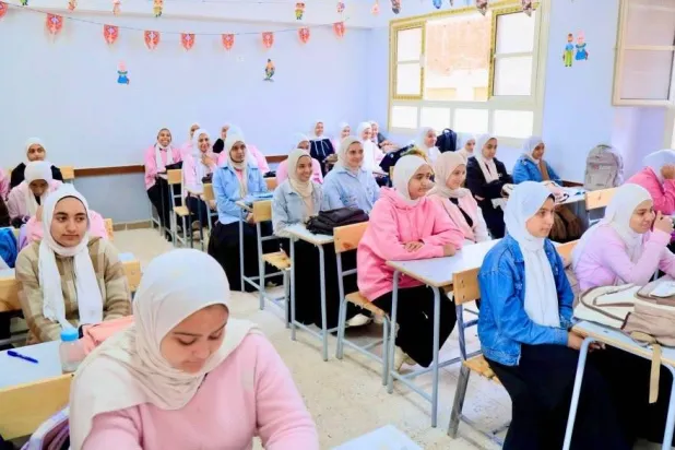 «الثانوية المصرية»… ملاحقات مستمرة لـ«مسرّبي الامتحانات»