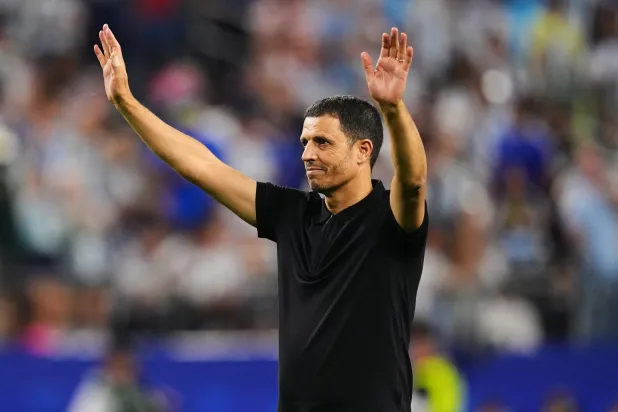 منتخب الأردن ينفصل عن مدربه المغربي جمال سلامي