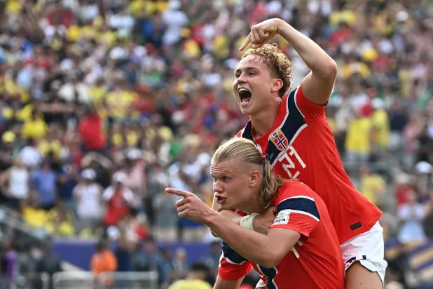 ثنائية هالاند تبكي البرازيل في معركة ثمن النهائي