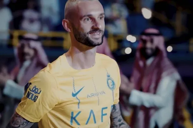 النصر يودع نجمه الكرواتي بروزوفيتش