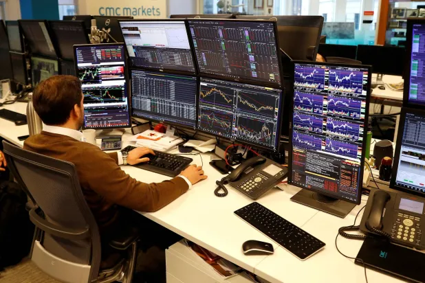 سوق السندات البريطانية قد تقيّد خيارات بيرنهام إذا تولى رئاسة الحكومة