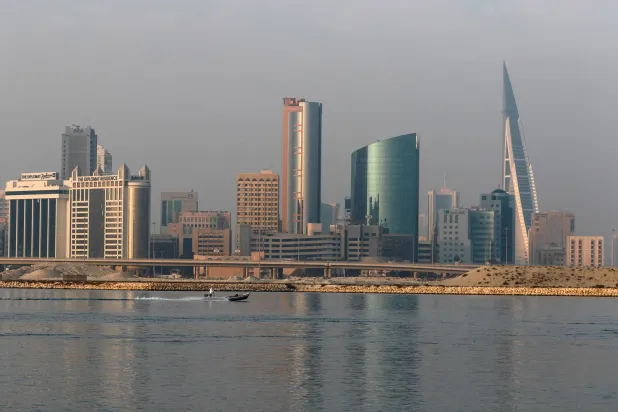 إطلاق صافرات الإنذار في البحرين