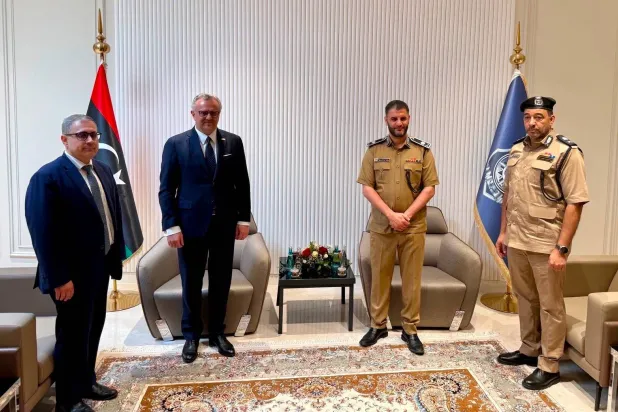 هل تجمع سرت أفرقاء ليبيا لوضع خريطة «توحيد الجيش»؟