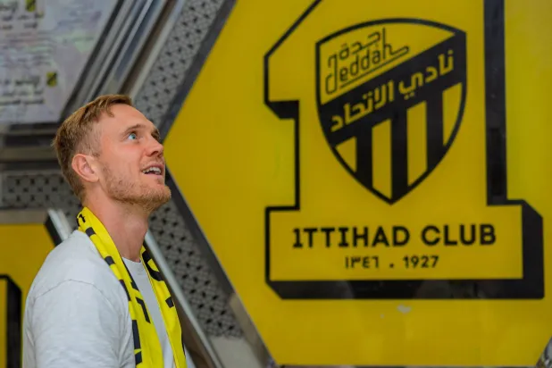 فيسينغ بعد توقيعه لـ«الاتحاد»: هذا هو التحدي الذي اخترته