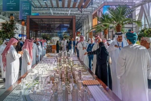 «أم القرى» توقع 3 اتفاقيات حجز لبيع أراضٍ في «وجهة مسار» بـ117.6 مليون دولار