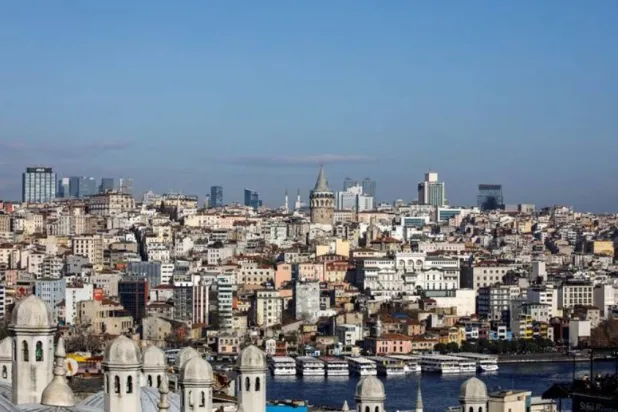 الشرطة التركية تعتقل المغني خلوق ليفنت في إطار تحقيق بشبهات فساد