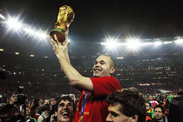 «هدف إنييستا»… الذكرى التي تقود حلم جيل إسبانيا 2026