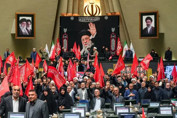 البرلمان الإيراني يعود… و«هرمز» يتصدر أولوياته