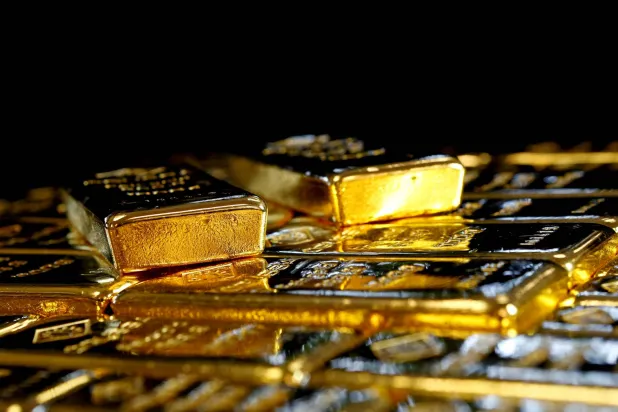 الذهب يصعد أكثر من 2 % بعد بيانات التضخم الضعيفة في أميركا