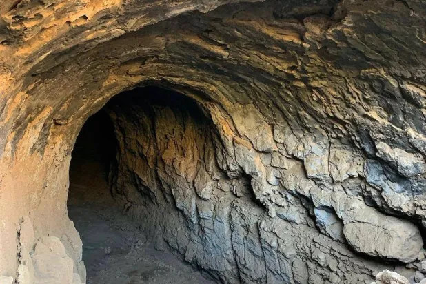 الكهوف السعودية… سياحة تحت الأرض