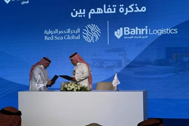 الجاسر لـ«الشرق الأوسط»: السعودية تمثل شرياناً حيوياً للتجارة العالمية
