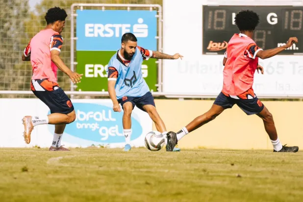 الرياض يكشف عن برنامجه التحضيري في النمسا