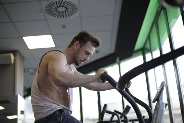 المؤشر الذي يشغل مواقع التواصل… ماذا يكشف «VO2 Max» عن صحتك؟