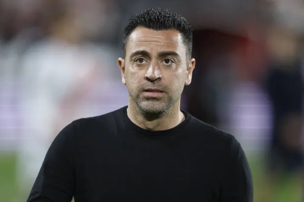 تشافي: أتطلع لتدريب منتخب وطني… وإسبانيا ستتوج بكأس العالم