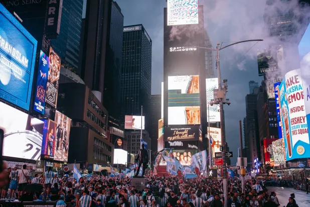 المونديال يحقق 15 مليار دولار