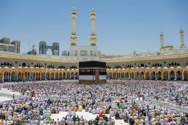 السعودية تطلق تأشيرة العمرة متعددة الدخول بصلاحية عام