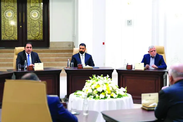 شبهات فساد تلاحق وزيراً عراقياً… وتربك التحالف الحاكم