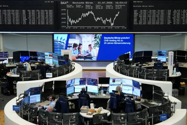 الأسهم الأوروبية تتراجع بفعل ضغوط التكنولوجيا قبيل نتائج عمالقة القطاع الأميركي