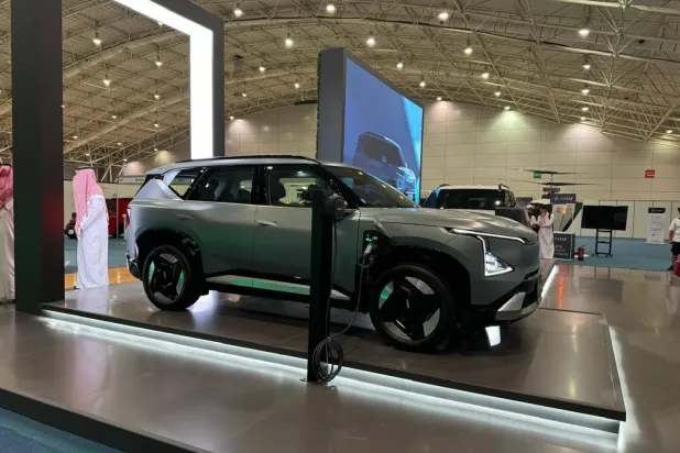 «سابك» توقع مذكرة تفاهم مع «سير» لدعم صناعة السيارات الكهربائية في السعودية