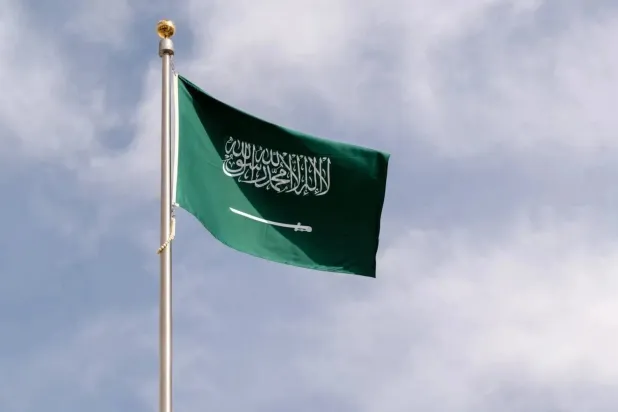 الموقف السعودي دحض مزاعم «الحصار» الحوثية بوقائع الموانئ والمطار ودعم الاقتصاد اليمني