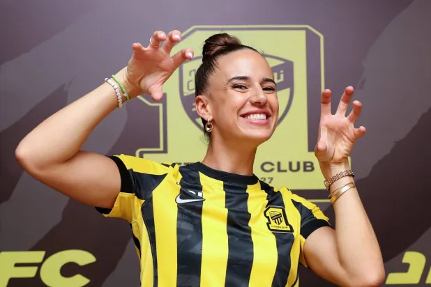 سيدات الاتحاد وآشلي بلمتر… «القصة مستمرة»