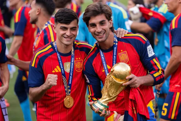 برشلونة يقود العصر الذهبي لإسبانيا… وهيمنة «لاماسيا» مرشحة للازدياد