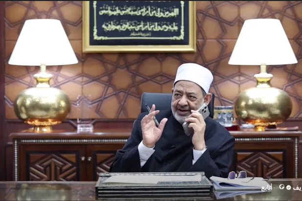 شيخ الأزهر يعلو «الترند» في مصر بعد تهاني أوائل «الثانوية»