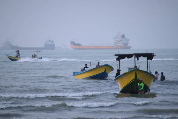 ترمب يلوّح بعمل عسكري إذا أخفقت المحادثات