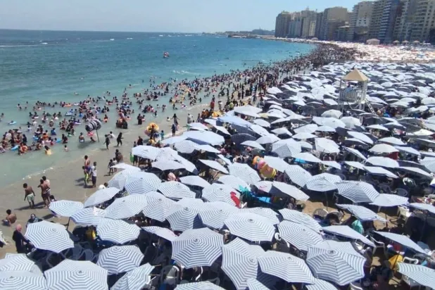 عطلات المصريين الصيفية مرآة للتفاوت الطبقي