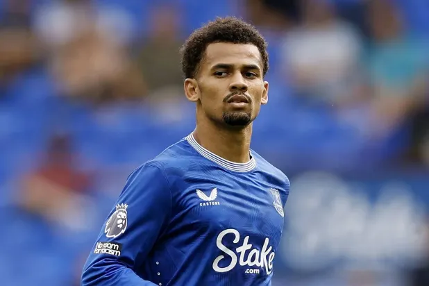 نداي يوافق على تمثيل الهلال مقابل 270 ألف جنيه إسترليني راتباً أسبوعياً