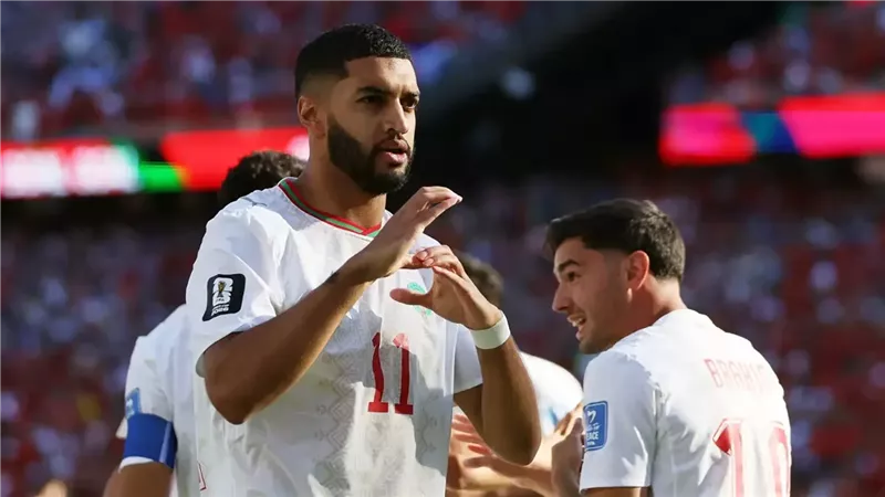 مدرب المغرب يحسم مصير صيباري من لقاء فرنسا وينتقد المطالبين بـ”الاكتفاء بما تحقق” (فيديو)