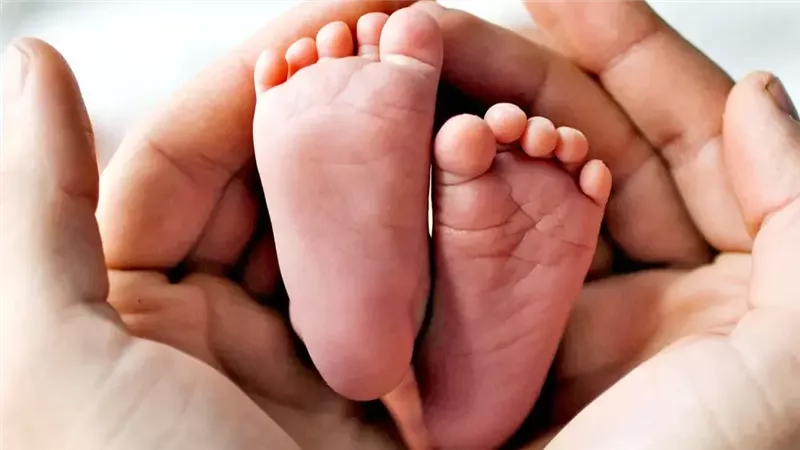 حماية للهوية الوطنية للطفل، كيف حسم قانون الأحوال المدنية شروط قيد المواليد المتأخرين؟