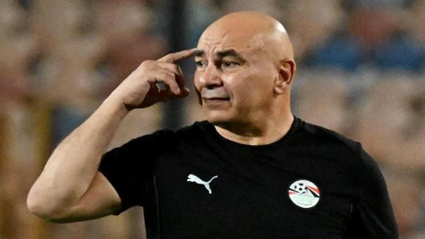 بعد الإعلان عن لجنة لدراسة وتجديد العقد.. هل توجد خلافات بين حسام حسن واتحاد الكرة؟
