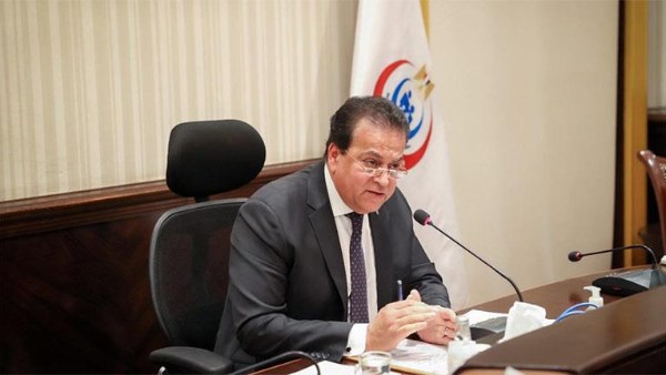 عبدالغفار : نحتاج مضاعفة عدد أسرّة المستشفيات .. والاعتداء على الفرق الطبية مشهد مؤذٍ