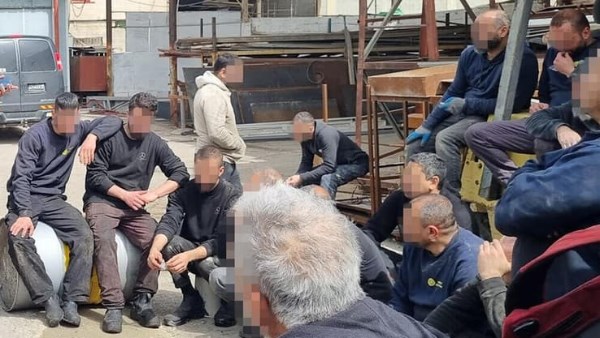مقبرة العمال.. تحقيق يكشف آلية استغلال الفلسطينيين داخل المستوطنات الإسرائيلية
