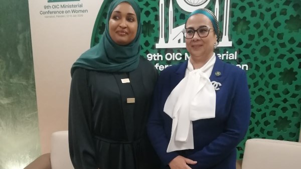 رئيسة القومي للمرأة تبحث تعزيز التعاون المشترك مع وزيرة الأسرة الصومالية
