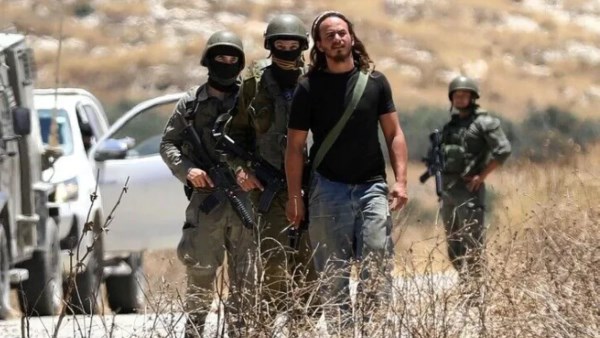 اعتداءات المستوطنين في الضفة الغربية تصيب فلسطينيا وطفلا في سلفيت والخليل