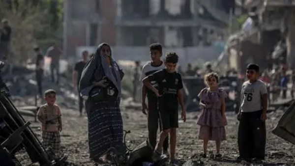 مستوطنون يواصلون هجماتهم على عدة محافظات في الضفة الغربية