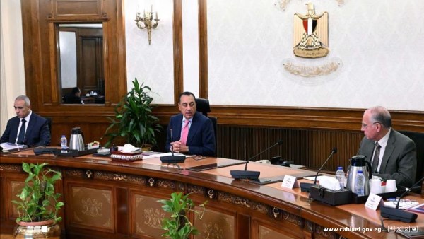 التوسع في التحول الرقمي لحماية المال العام .. أبرز أنشطة رئيس الوزراء خلال أسبوع